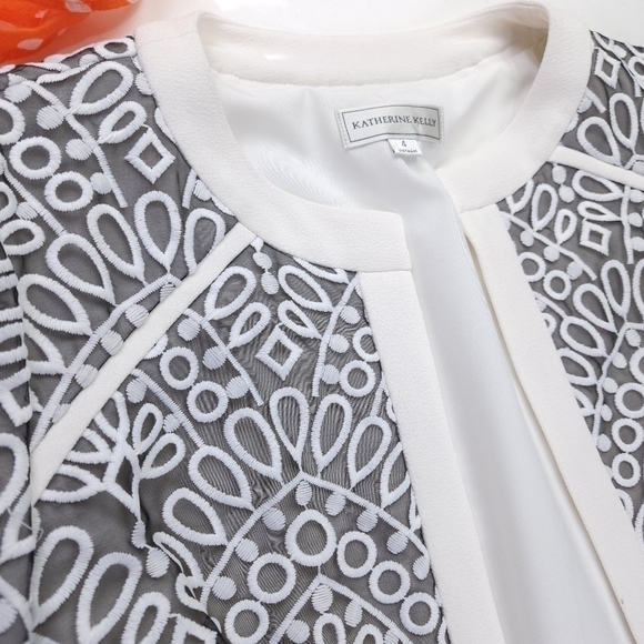 New Katherine Kelly Grey Ivory Lace Embroidered Ivory Overlay Blazer Jacket sz 4 - Picture 2 of 13